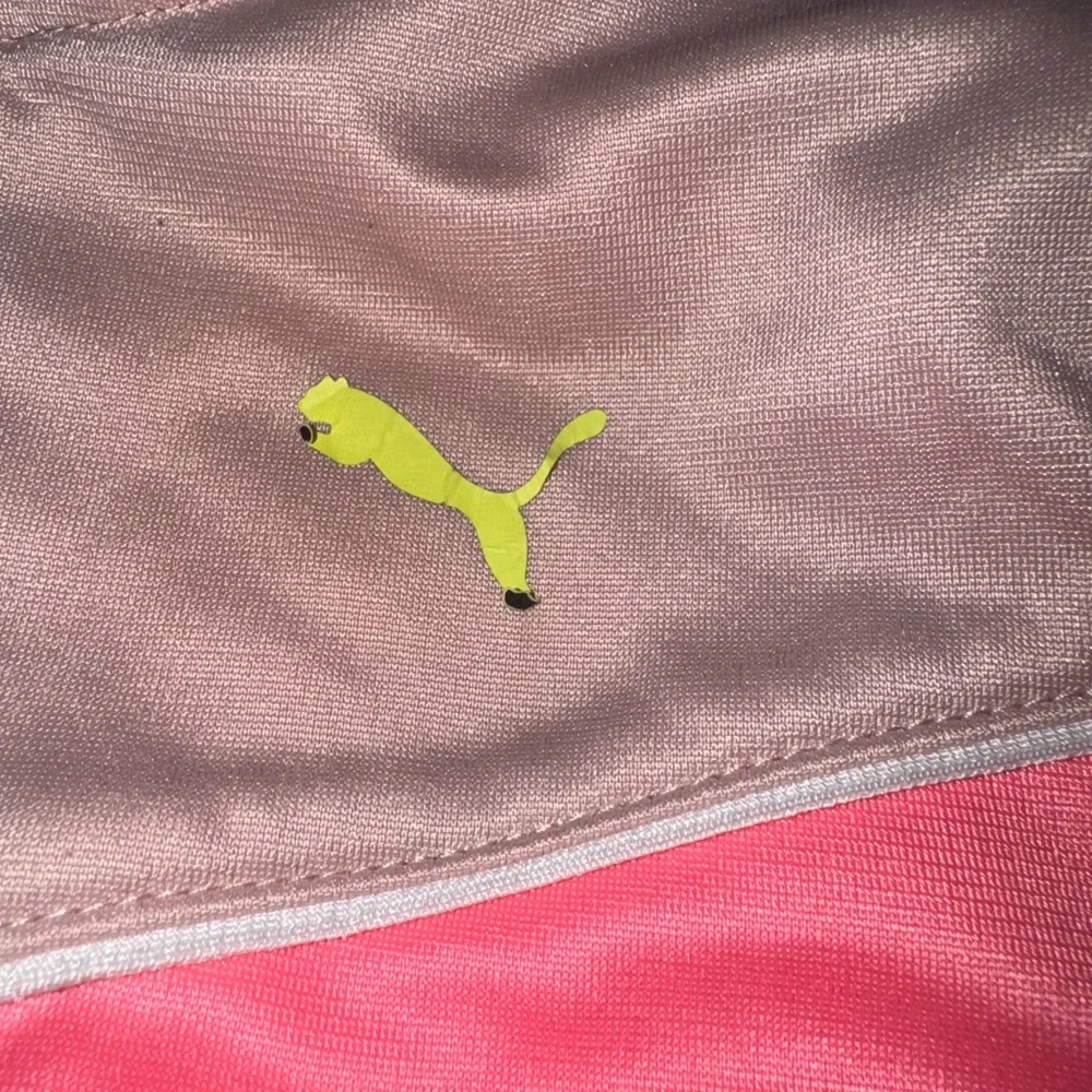 Puma Pink Jacket - Girls - Size 5 - Picture 4 of 4